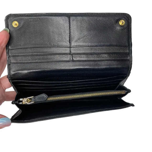 RARE Authentic PRADA Black & Gold Bow Long Slim Carryall Wallet on a Gold Chain - Picture 6 of 15